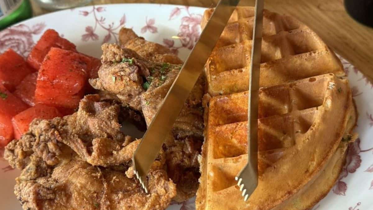 Yardbird's chicken and waffle