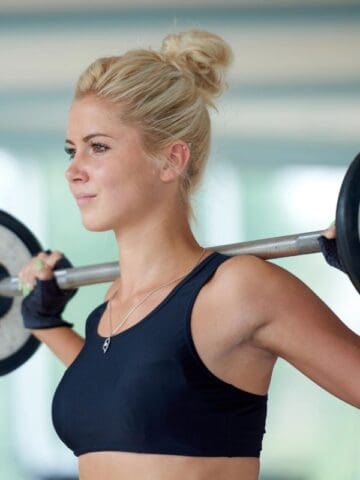 woman lifting weights