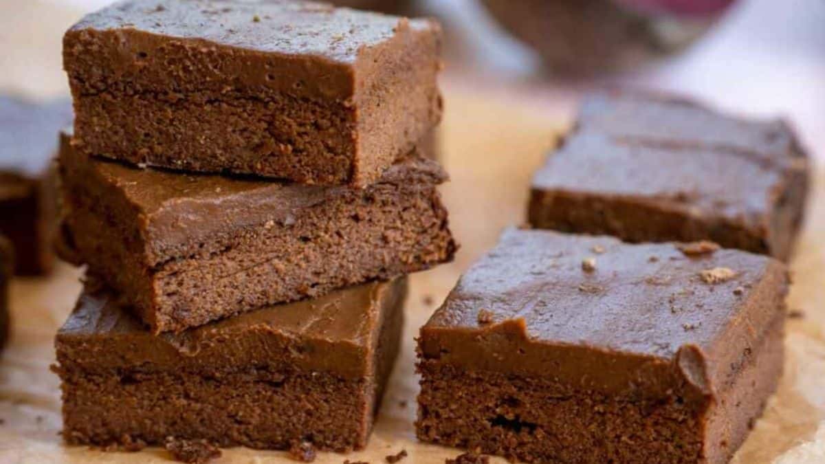 A few pieces of chocolate beetroot brownies. 