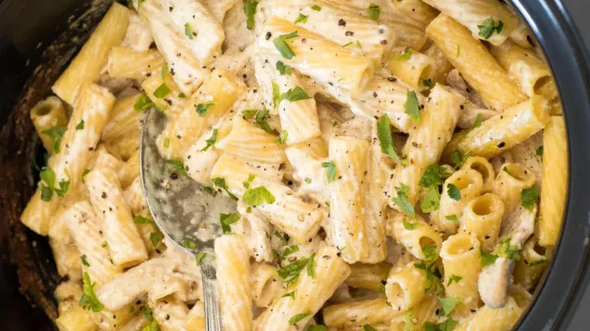 Chicken alfredo in a crockpot.