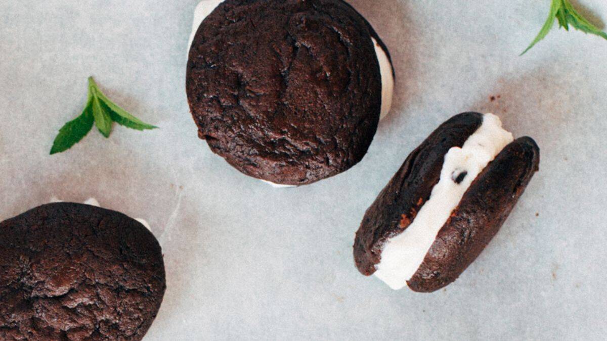 Fudgy mint ice cream sandwiches.