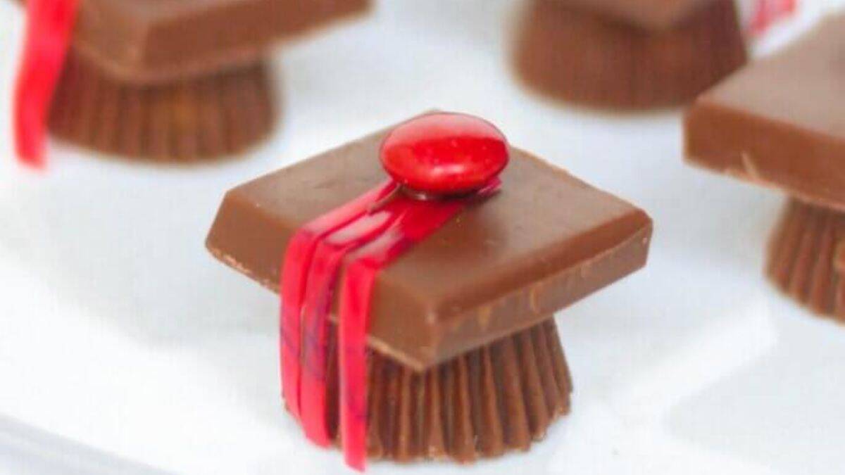 Graduation Cap Treats on a plate.