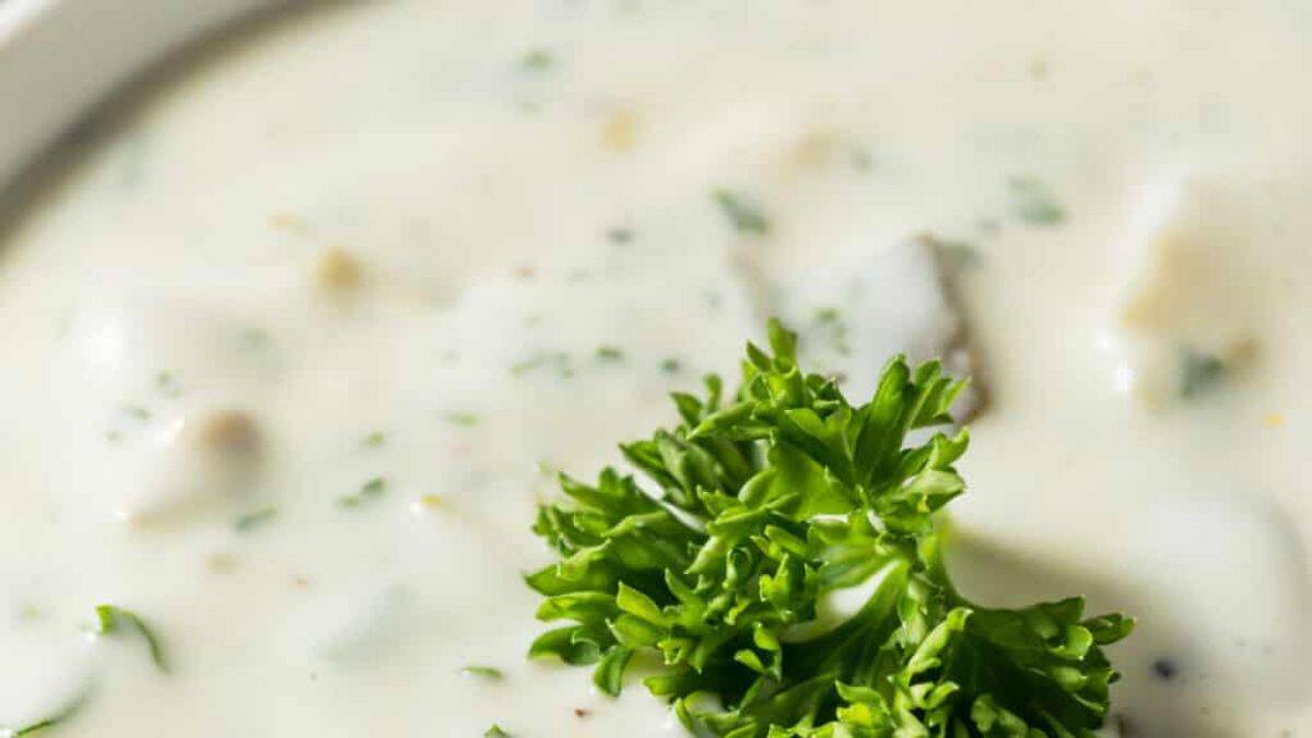 Truffle aioli in a bowl.