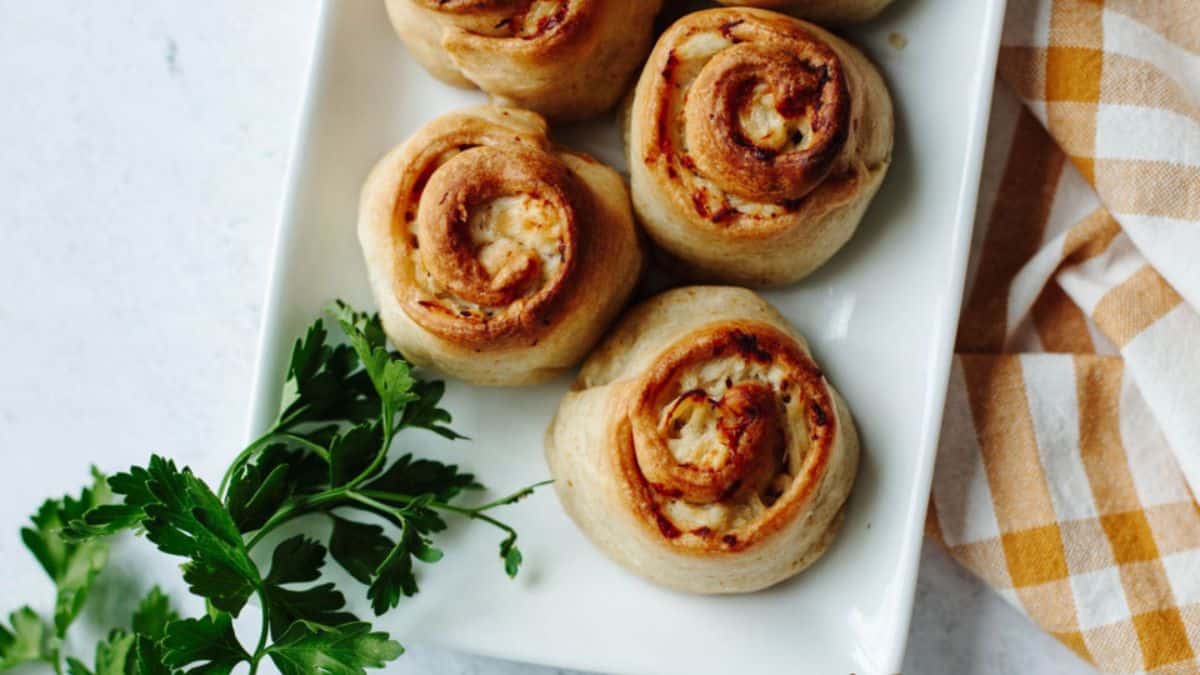 Cheesy Chicken Ranch Roll Ups served on a plate