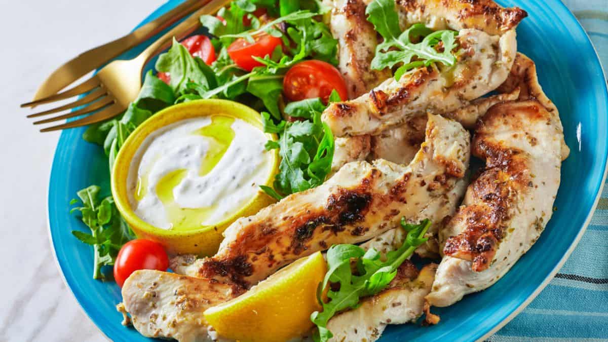 Greek Salad with Grilled Chicken