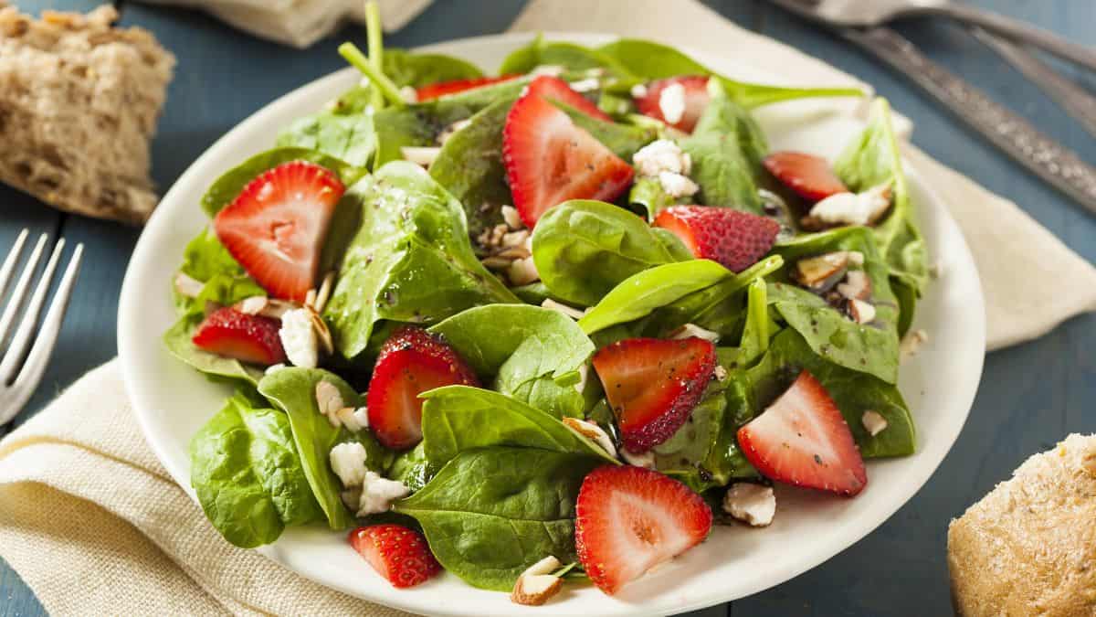 salad with berries and feta