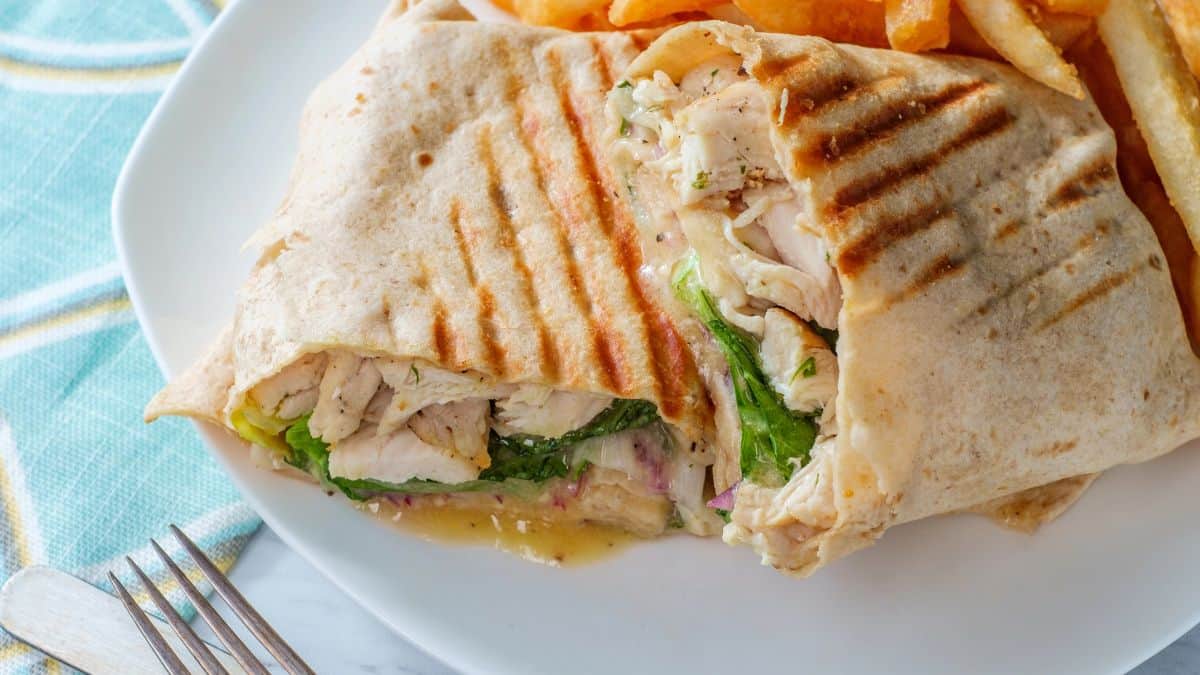 Chicken Caesar Salad Wraps
