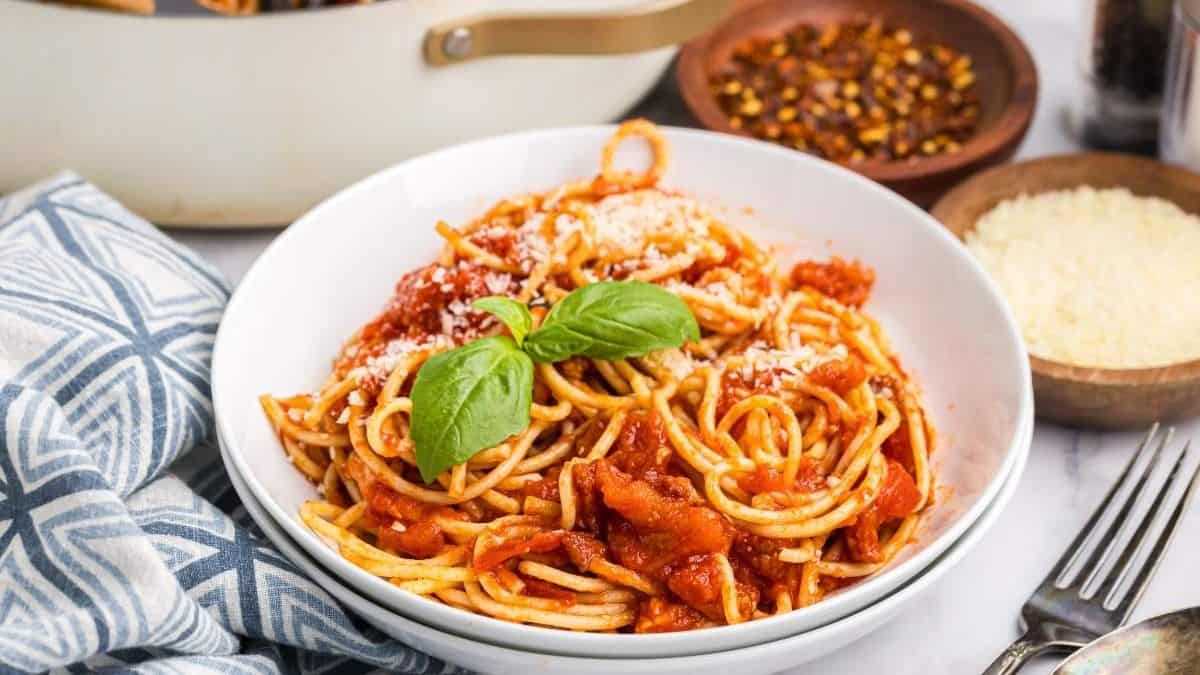 A serving of Pasta Amatriciana.