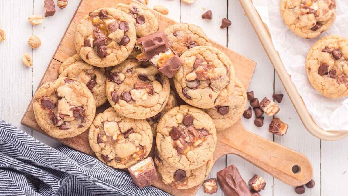 A couple of pieces of Snickers Cookies.