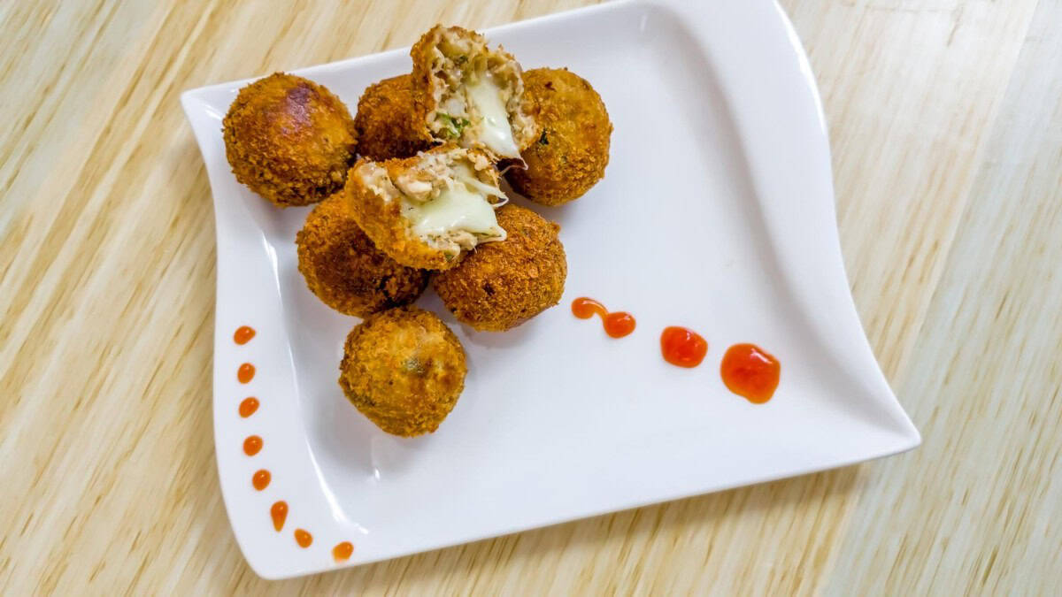 Mozzarella-Stuffed Meatballs