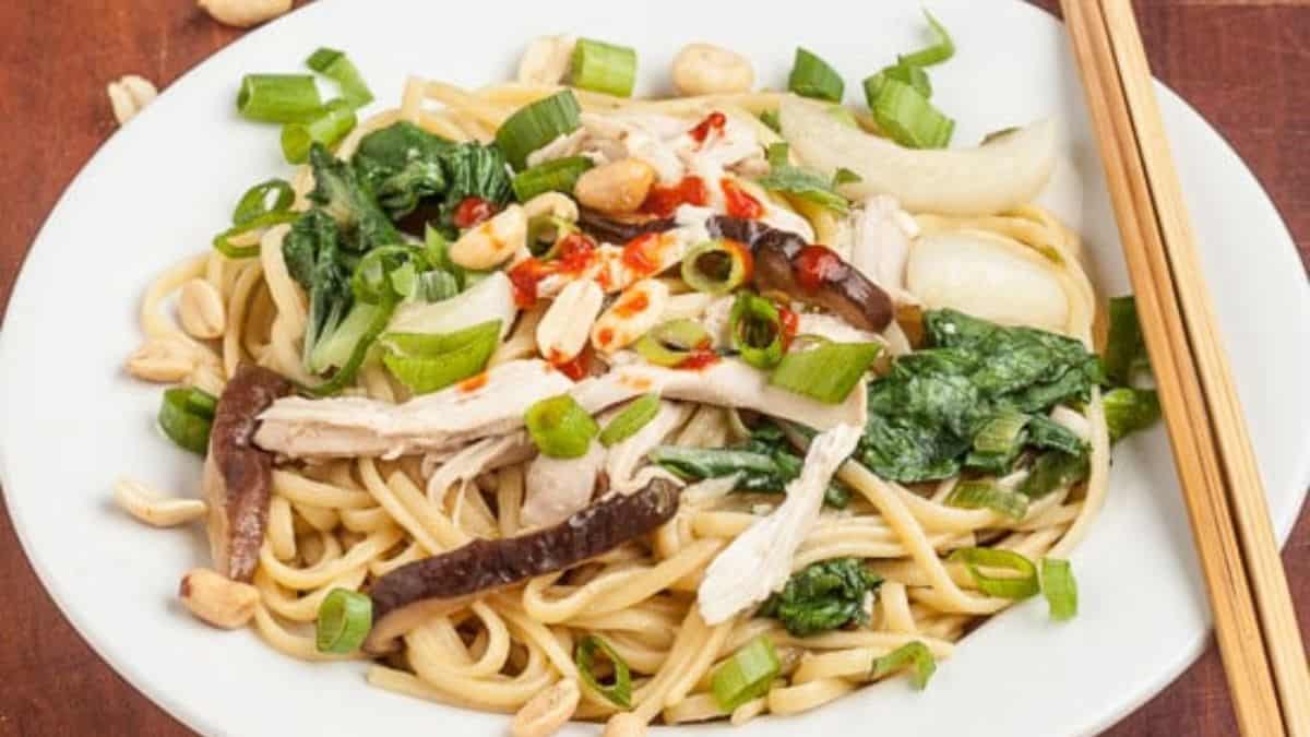 A serving of One-Pot Asian Pasta.