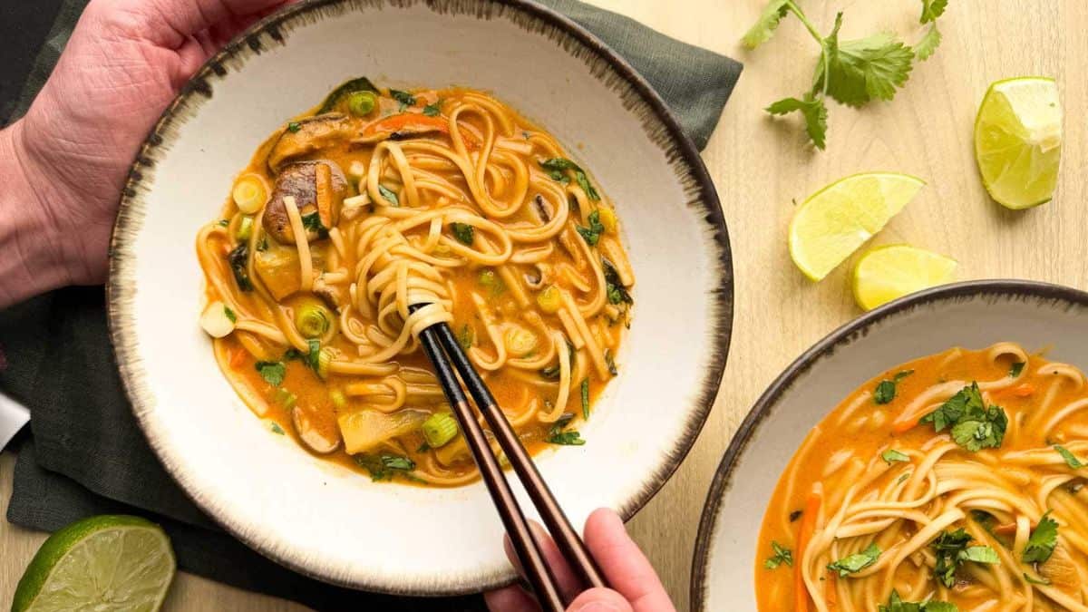 A serving of Udon Soup with Red Curry Broth.