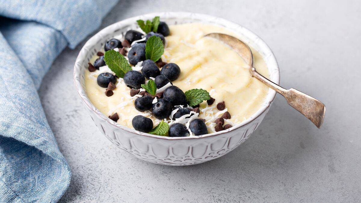 banana smoothie bowl