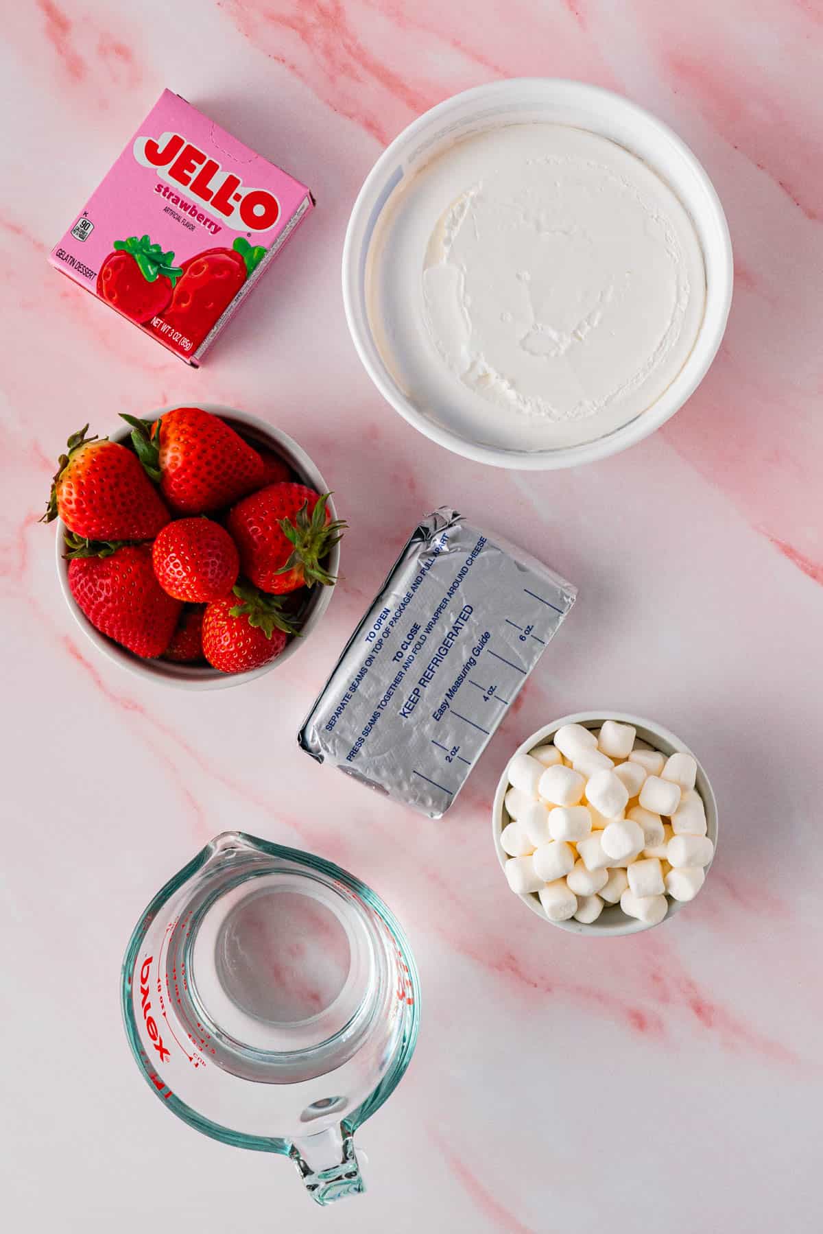 ingredients of Strawberry Fluff Salad