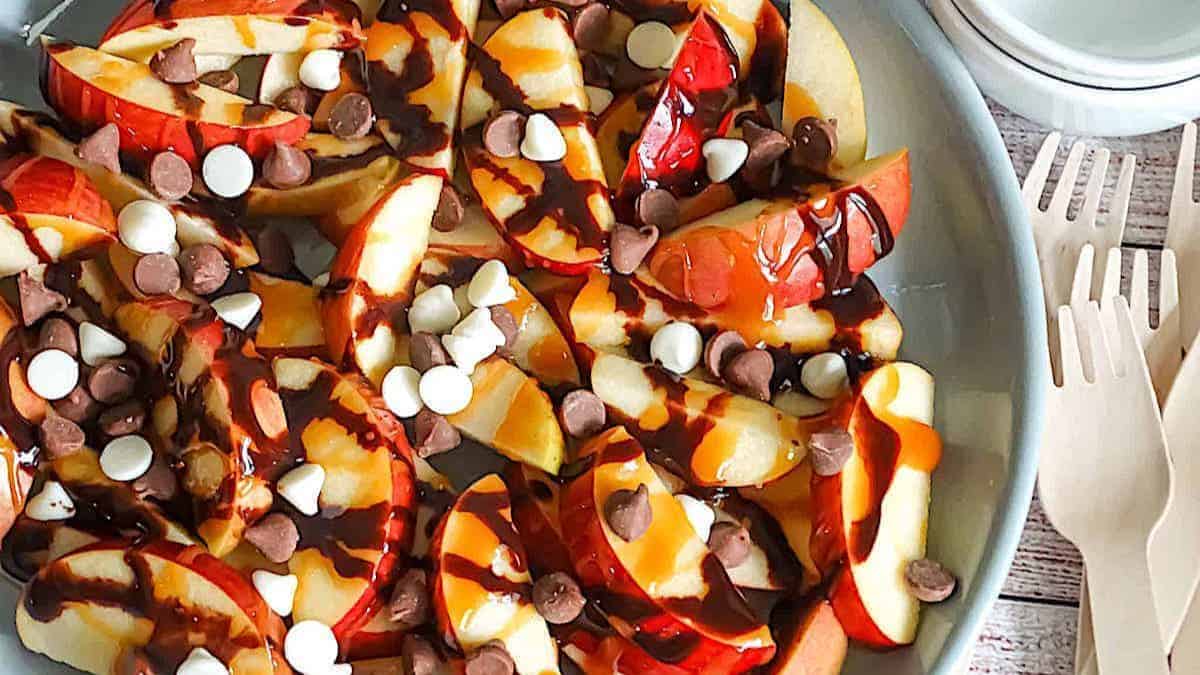 A serving platter of Apple Nachos.
