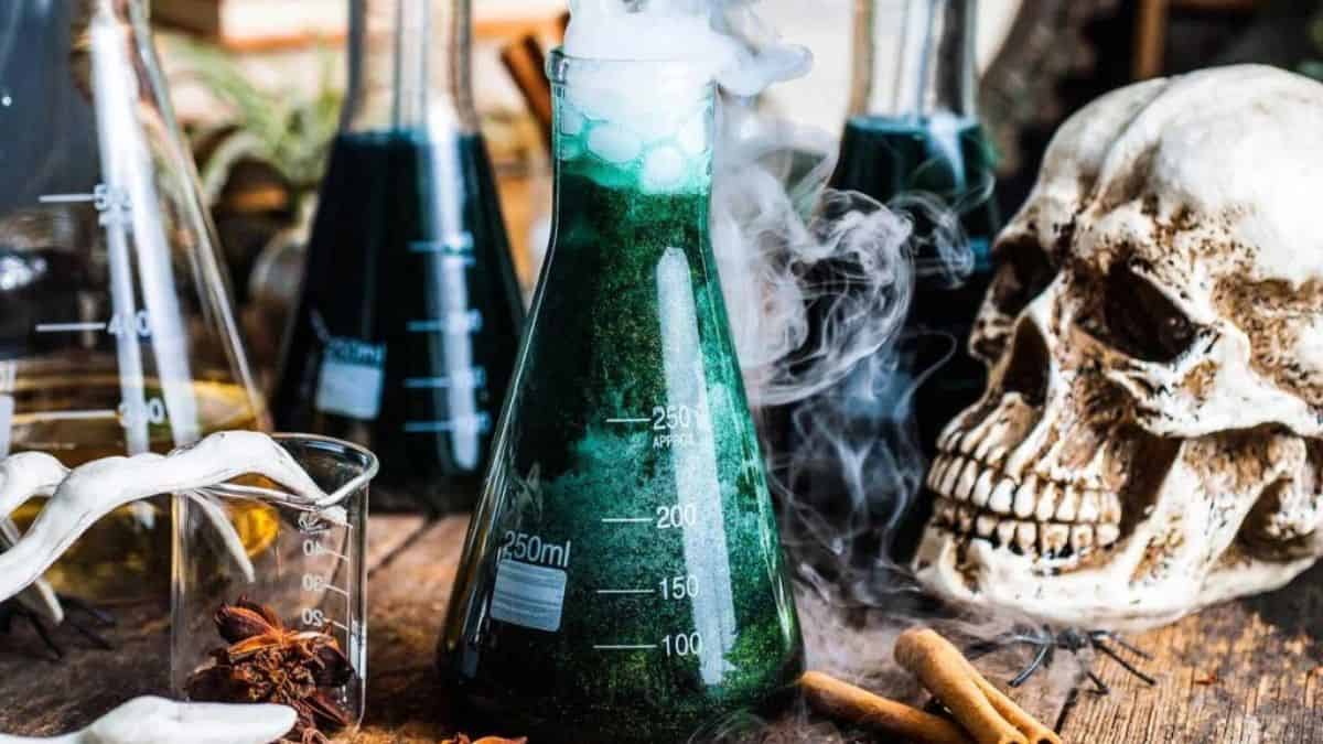 A serving of Shimmering Halloween Apple Cider Punch.