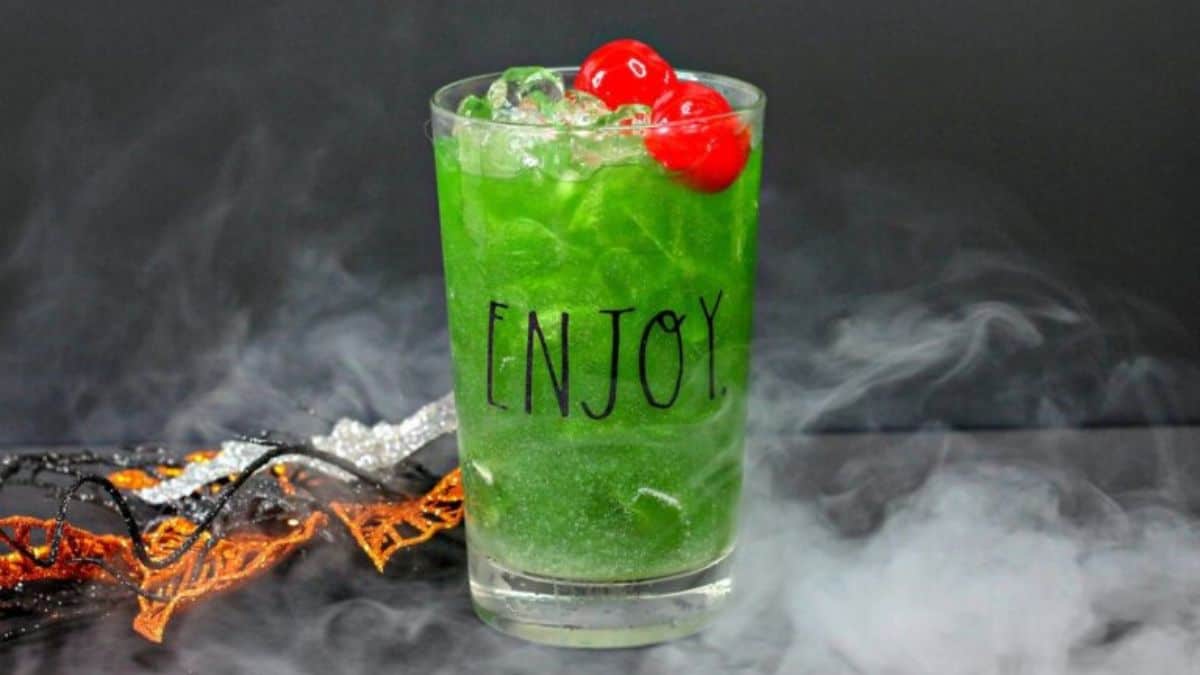 A serving of Witches Brew Cocktail.