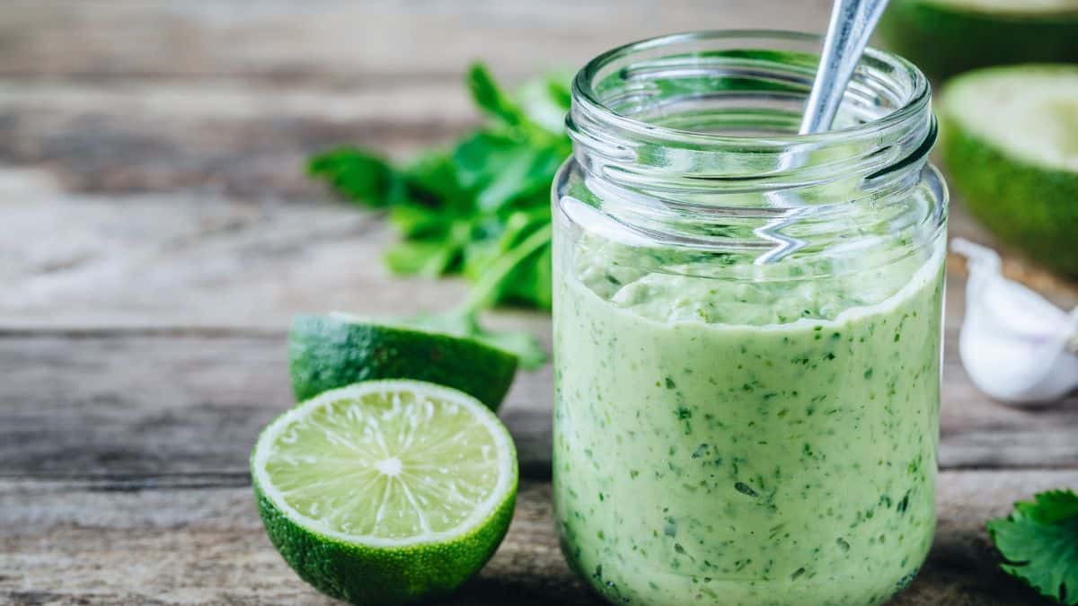 green yogurt dressing