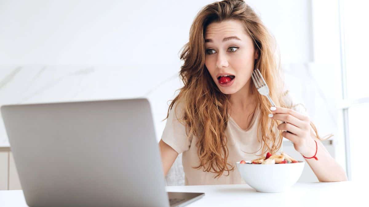 Food Over Computer 15 Everyday Foods with Backstories That Are Completely False - Blues ...