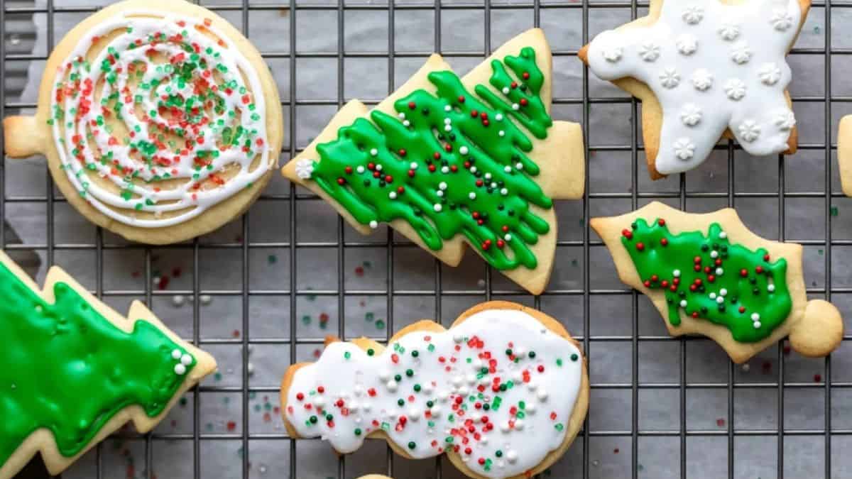 A couple of pieces of No Chill Sugar Cookies.