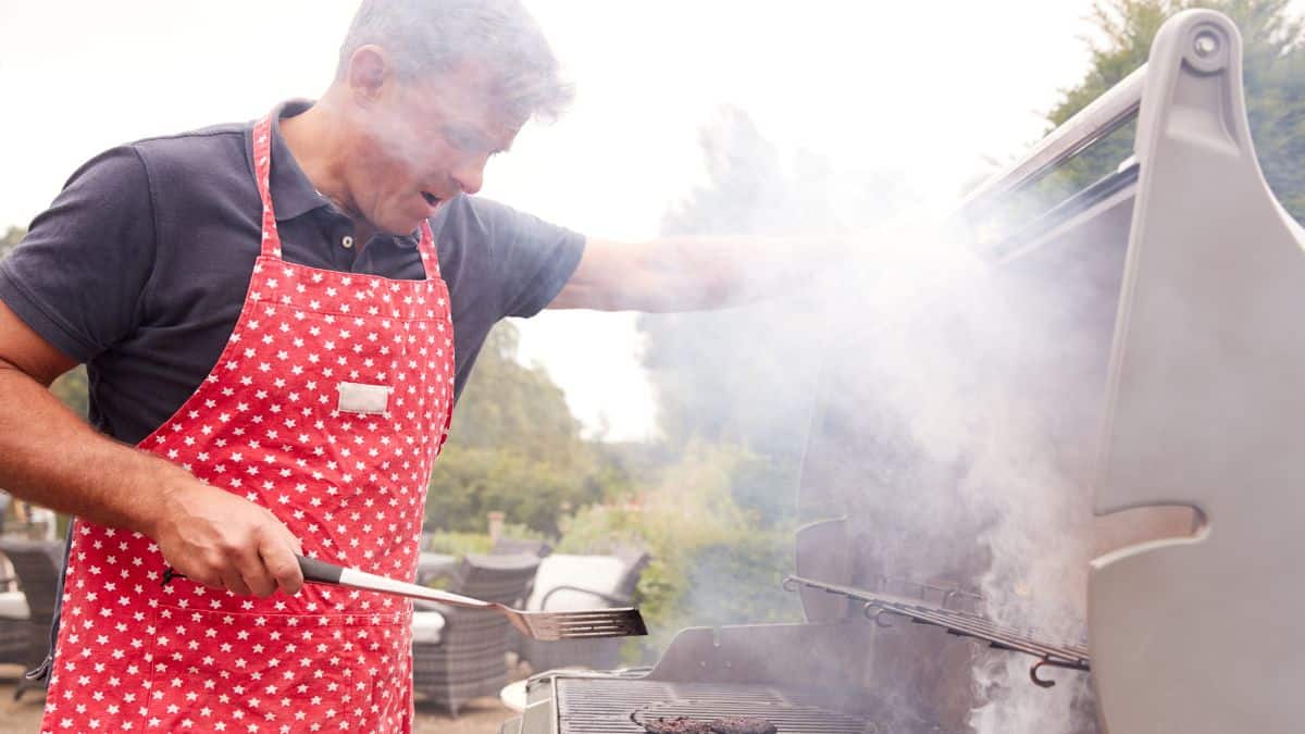 15 Foods That Love Sticking to the Grill More Than Cooking on It