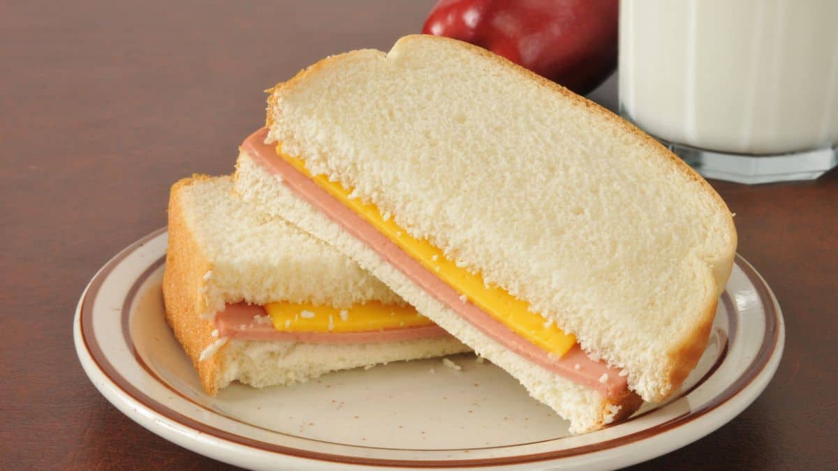 Bologna Sandwich