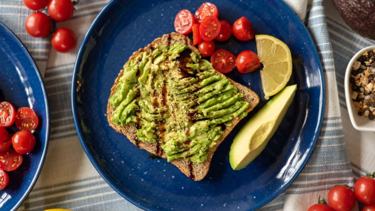 balsamic glaze with avocado toast