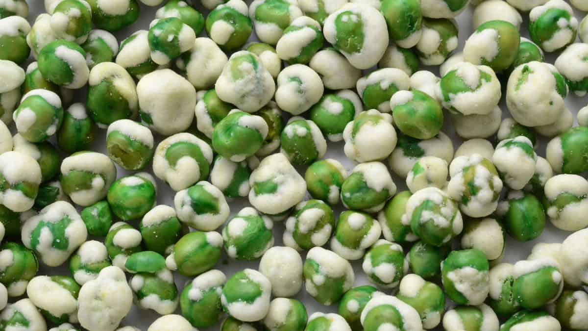 wasabi peas