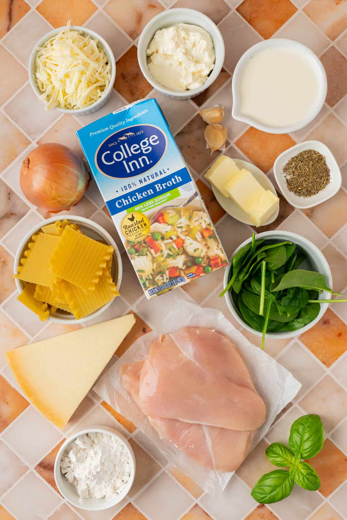 ingredients to make white lasagna soup