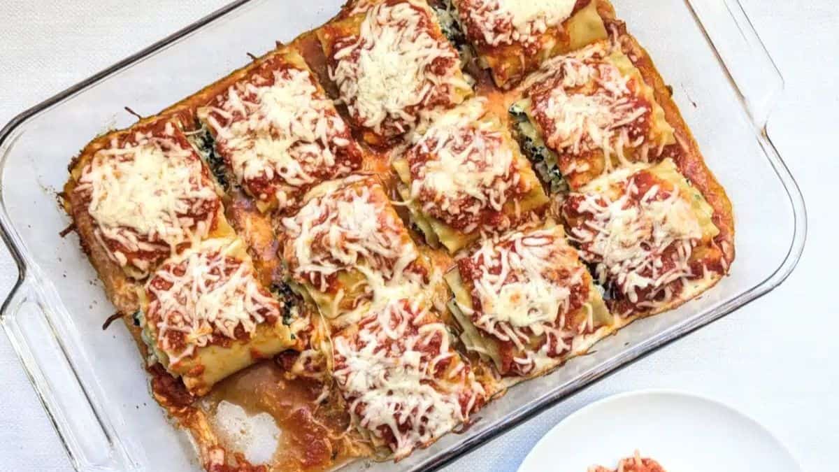 Cheesy Spinach Lasagna Roll Ups
