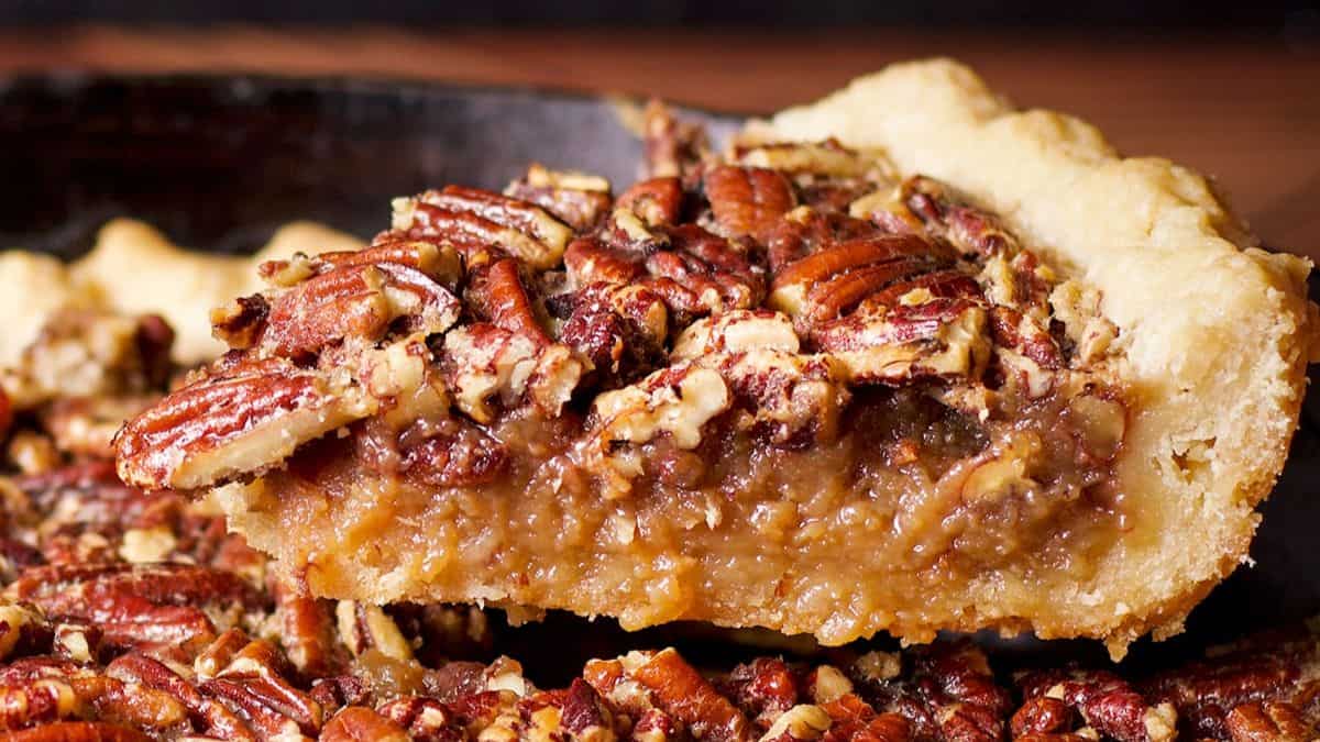 Cast Iron Skillet Maple Pecan Pie