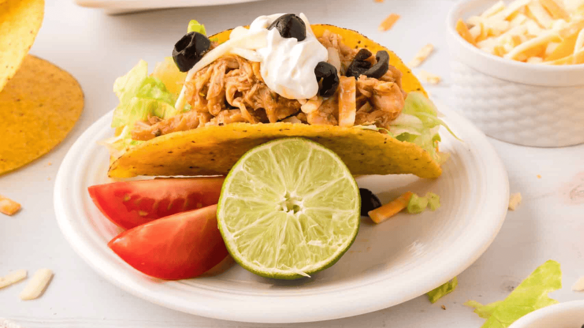Crock Pot Chicken Tacos