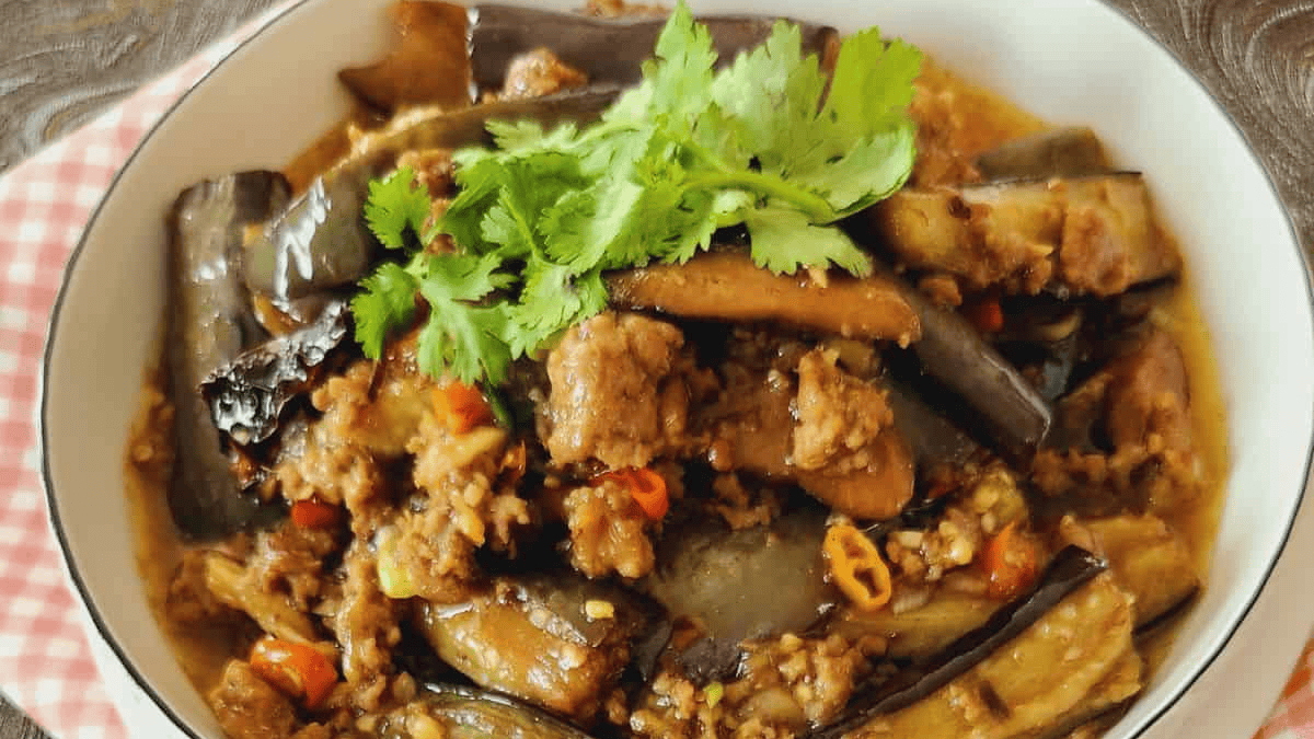 Eggplant with Ground Pork and Oyster Sauce
