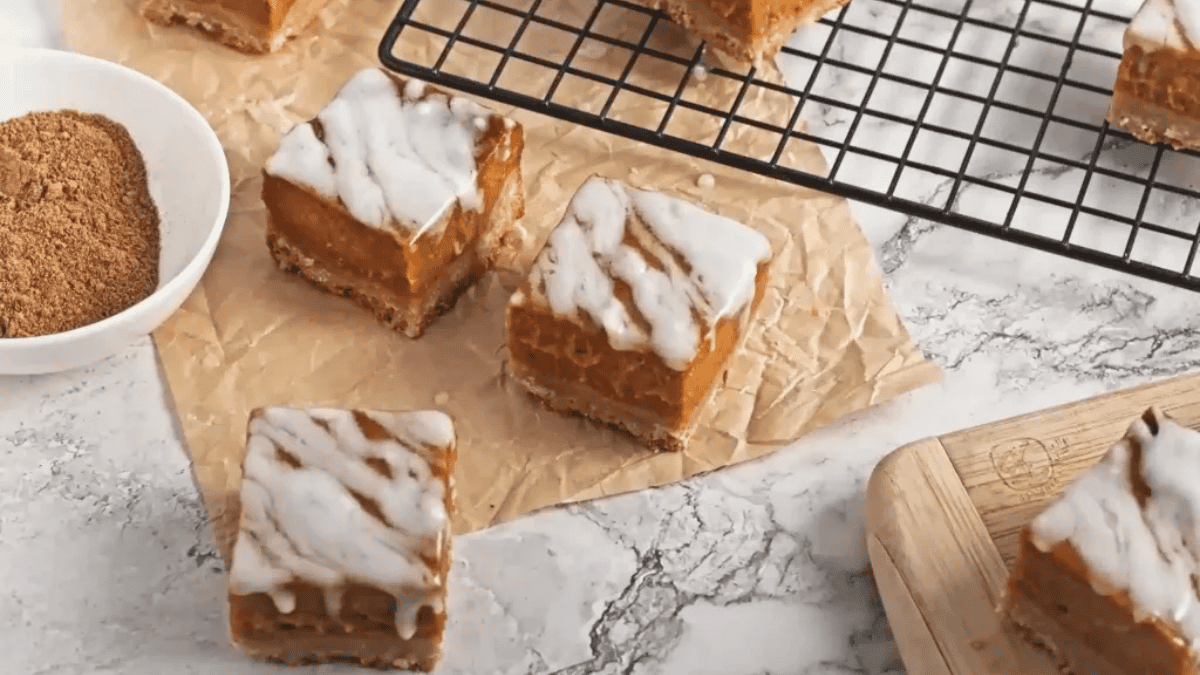 Vegan Pumpkin Pie Bars